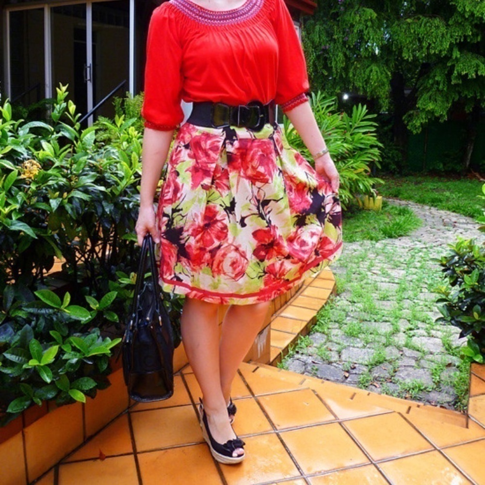 Never worn R2 black espadrille wedges!